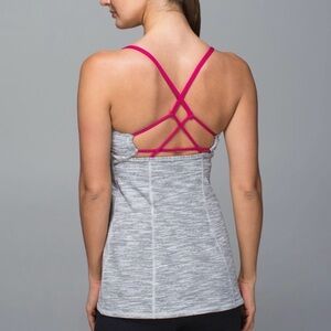 Lululemon Dancing Warrior Tank Top Heathered Black / Raspberry Glow, Size 4 NWT